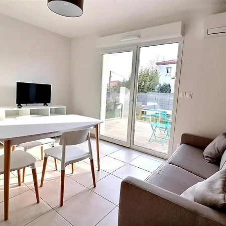 Dans Résidence Récente - V23 Villa Sérignan